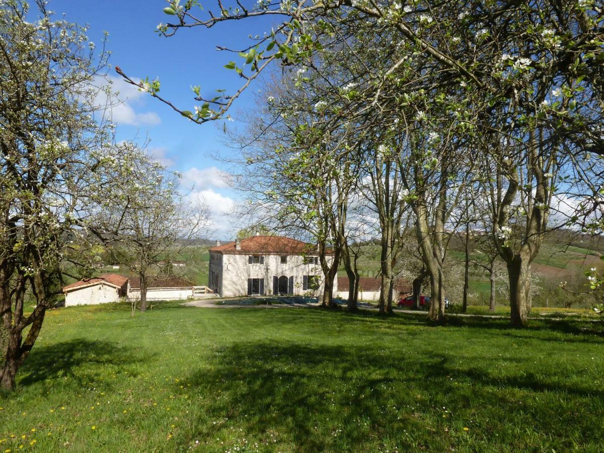 Domaine de calbiac Bed & Breakfast Dolmayrac Exterior foto